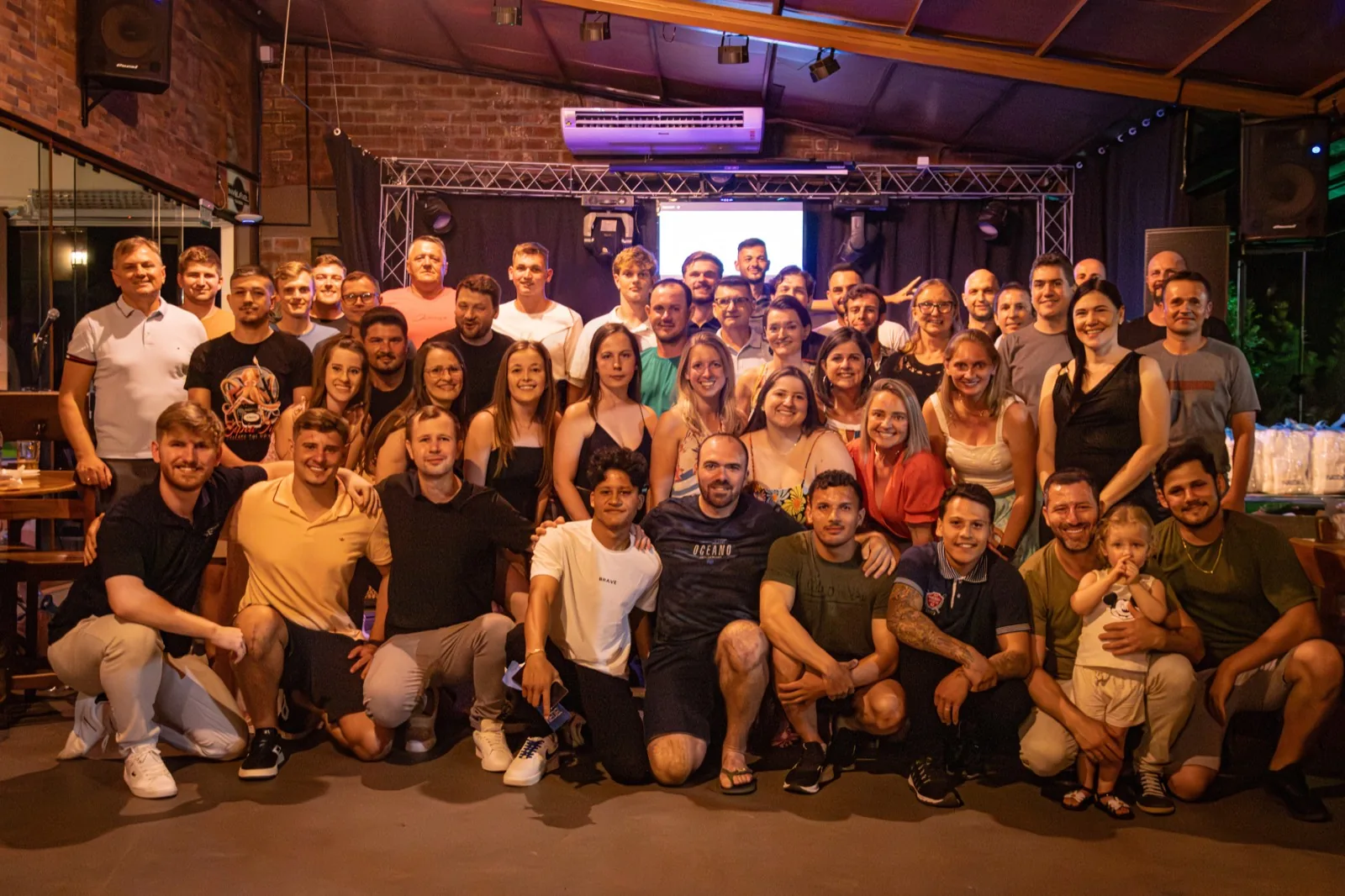 Equipe da Nedel Telecom reunida